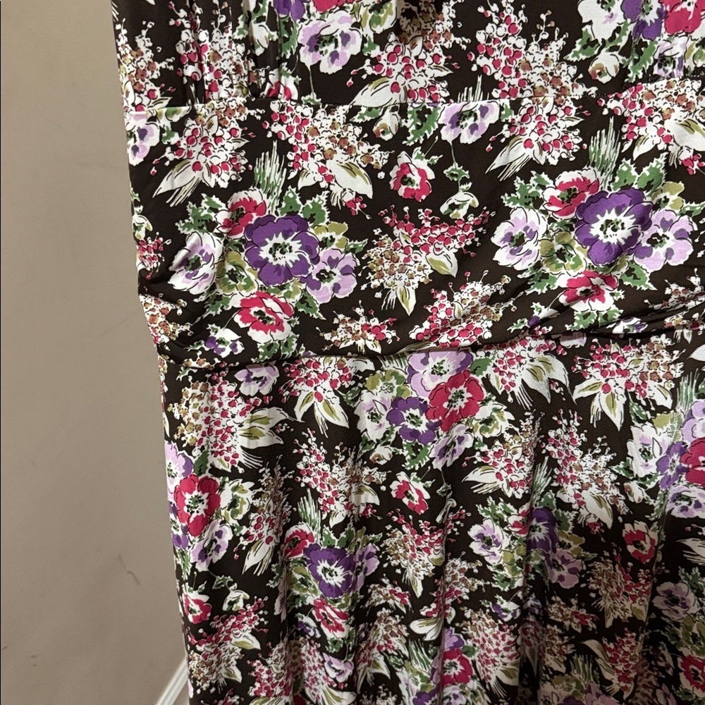 Retrolicious Black Floral Midi Dress - Picture 2 of 3